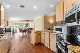 8413 Cozumel Ln, Wellington, FL 33414 - Photo 12