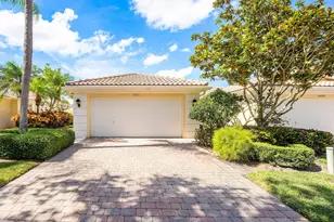 8413 Cozumel Ln, Wellington, FL 33414 - Photo 2