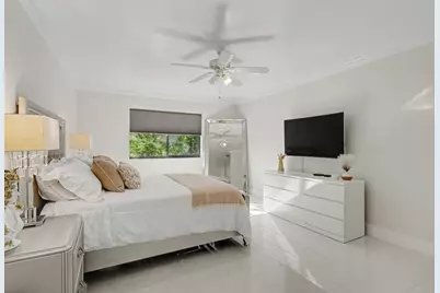 6328 W Longboat Ln W #403, Boca Raton, FL 33433 - Photo 6