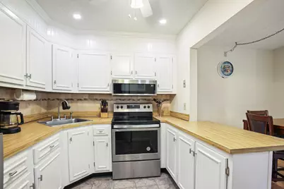 321 Pine Ridge Circle #C-2, Greenacres, FL 33463 - Photo 8