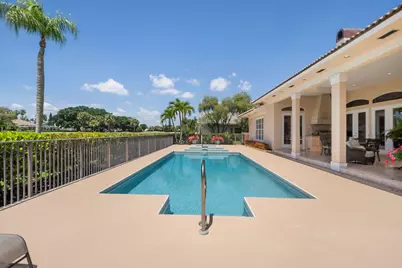 83 Sandbourne Lane, Palm Beach Gardens, FL 33418 - Photo 4