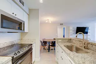 2900 S University Dr, Davie, FL 33328 - Photo 14