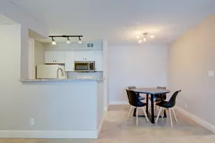 2900 S University Dr, Davie, FL 33328 - Photo 10