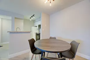 2900 S University Dr, Davie, FL 33328 - Photo 12