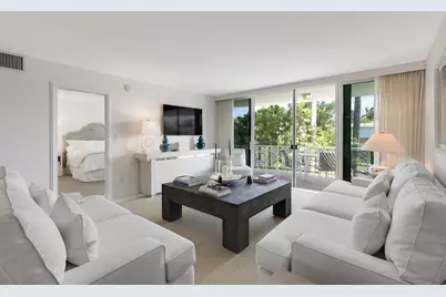 227 Australian Avenue #1e, Palm Beach, FL 33480 - Photo 2