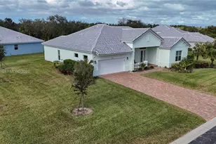 6555 Barbados Ct, Vero Beach, FL 32967 - Photo 8