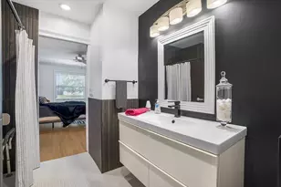 8900 Warwick Dr, Boca Raton, FL 33433 - Photo 22