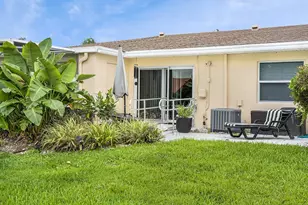 8900 Warwick Dr, Boca Raton, FL 33433 - Photo 28