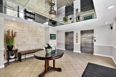 2555 NE 11th Street #104, Fort Lauderdale, FL 33304 - Photo 20