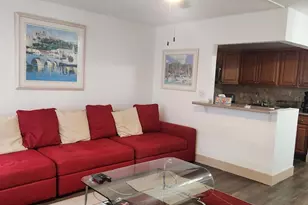 102 E Westbury, Deerfield Beach, FL 33442 - Photo 2