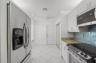 4825 NW 98 Pl, Doral, FL 33178 - Photo 18