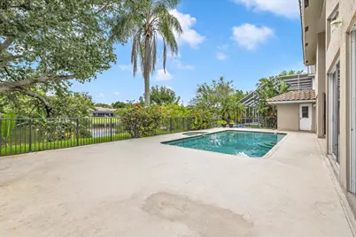4300 NW 63rd Avenue, Coral Springs, FL 33067 - Photo 30