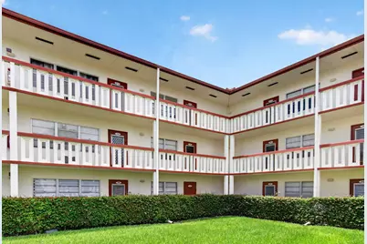 374 Brighton I #374, Boca Raton, FL 33434 - Photo 4