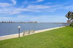 301 Lake Shore Dr, Lake Park, FL 33403 - Photo 6