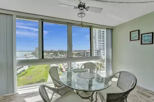 301 Lake Shore Dr, Lake Park, FL 33403 - Photo 18