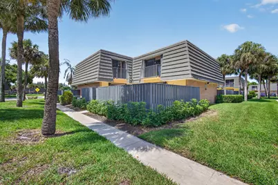 3501 35th Way, West Palm Beach, FL 33407 - Photo 2
