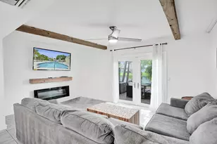 147 SW 3rd St, Pompano Beach, FL 33060 - Photo 12