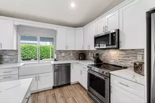 17773 Maplewood Dr, Boca Raton, FL 33487 - Photo 22