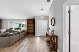 17773 Maplewood Dr, Boca Raton, FL 33487 - Photo 8