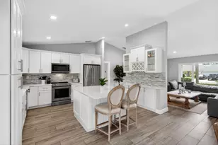 17773 Maplewood Dr, Boca Raton, FL 33487 - Photo 16