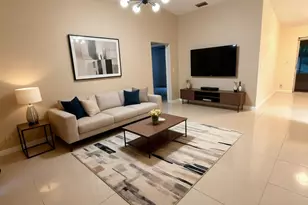 23 Chelsea Ln, Boynton Beach, FL 33426 - Photo 4