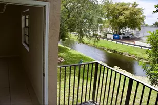 10851 NW 45th St, Coral Springs, FL 33065 - Photo 2