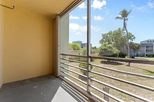 1638 Embassy Dr, West Palm Beach, FL 33401 - Photo 28