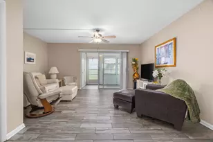 410 NE 17th Ave, Boynton Beach, FL 33435 - Photo 8