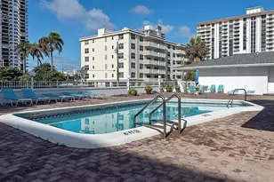 1801 S Surf Rd, Hollywood, FL 33019 - Photo 32