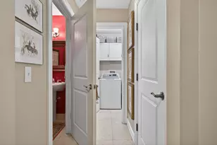 16102 Emerald Estates Dr, Weston, FL 33331 - Photo 28