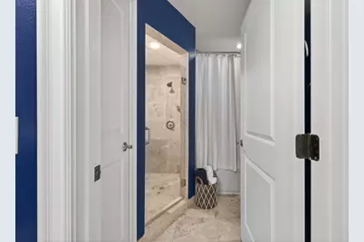 16102 Emerald Estates Drive #220, Weston, FL 33331 - Photo 20