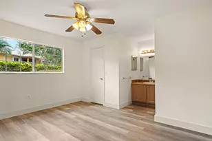 811 SE 4th Ave, Dania Beach, FL 33004 - Photo 14