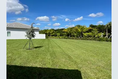 9741 Spruce Woods Drive, Boynton Beach, FL 33473 - Photo 6