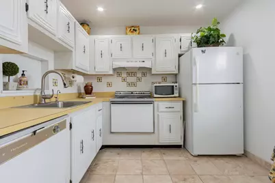 2811 Somerset Drive #412, Lauderdale Lakes, FL 33311 - Photo 1