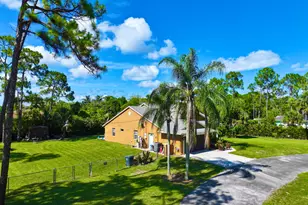 14703 N 71st Pl Pl N, The Acreage, FL 33470 - Photo 2