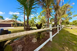 14703 N 71st Pl Pl N, The Acreage, FL 33470 - Photo 8