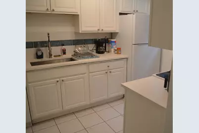 658 NE 6th Court E #E, Boynton Beach, FL 33435 - Photo 18