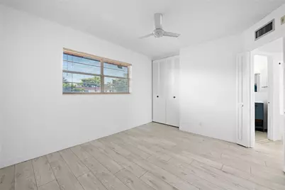5031 W Oakland Park Boulevard #309, Lauderdale Lakes, FL 33313 - Photo 8