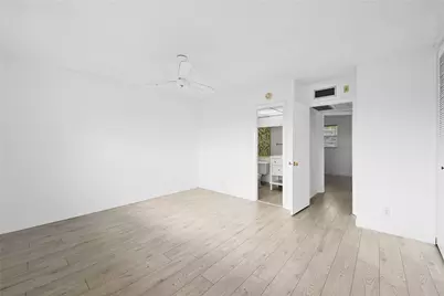 5031 W Oakland Park Boulevard #309, Lauderdale Lakes, FL 33313 - Photo 10
