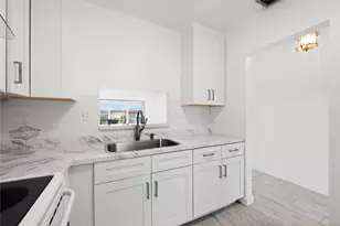 5031 W Oakland Park Blvd, Lauderdale Lakes, FL 33313 - Photo 2