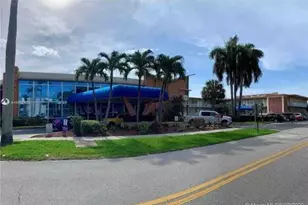 26 Diplomat Pkwy, Hallandale, FL 33009 - Photo 2