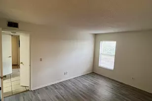 14308 Hanging Moss Cir, Tampa, FL 33613 - Photo 14