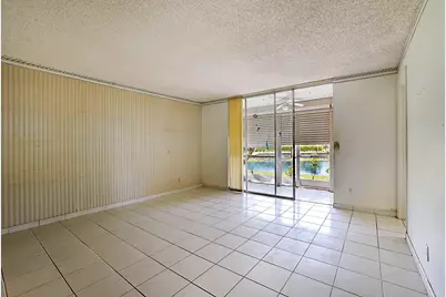 9201 Sunrise Lakes Boulevard #107, Sunrise, FL 33322 - Photo 4
