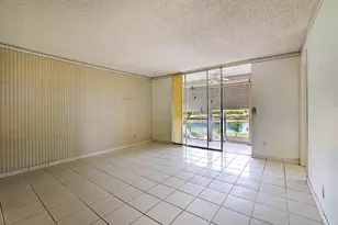 9201 Sunrise Lakes Blvd, Sunrise, FL 33322 - Photo 4