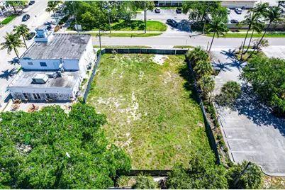 10 SW 4th Avenue, Delray Beach, FL 33444 - Photo 2