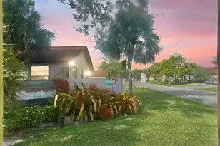 423 Glenwood Dr, West Palm Beach, FL 33415 - Photo 24