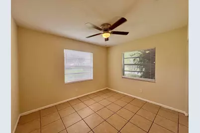 423 Glenwood Drive, West Palm Beach, FL 33415 - Photo 14