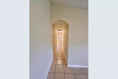 423 Glenwood Drive, West Palm Beach, FL 33415 - Photo 6
