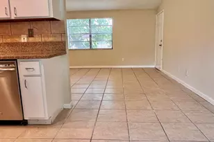 423 Glenwood Dr, West Palm Beach, FL 33415 - Photo 22