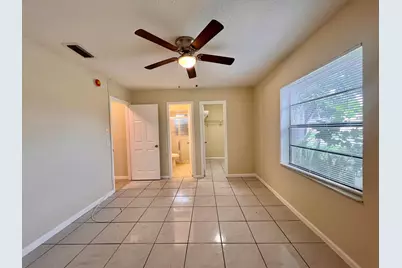 423 Glenwood Drive, West Palm Beach, FL 33415 - Photo 8